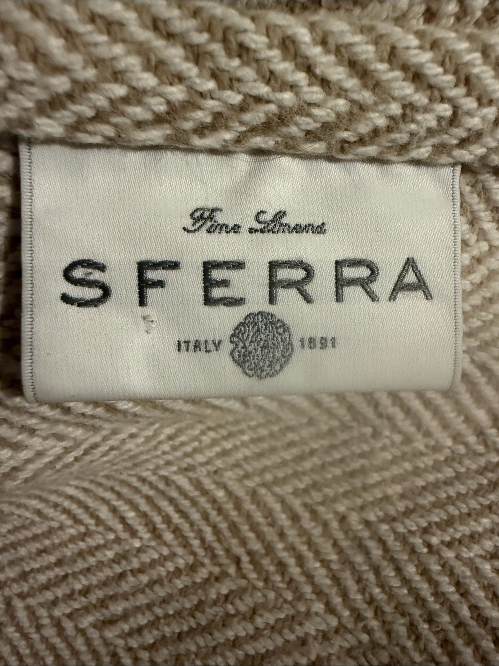 Sferra White Willow Chevron Jacquard Cotton Throw Blanket - Picture 6 of 10